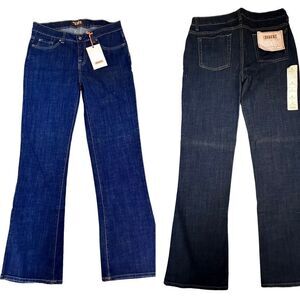 Bitten by Sarah Jessica Parker ~ Bootleg Denim ~ little bit of stretch~ size 6R